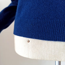 Charger l'image dans la galerie, 1950s - PRINGLE, Scotland - Exquisite Blue Pure Cashmere Sweater