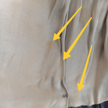 Cargar imagen en el visor de la galería, 1940s - Fabulous Slate Blue Wool Suit - W29 (74cm)