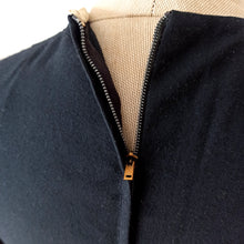 Charger l'image dans la galerie, 1940s 1950s - Superb Black Gabardine Accordion Skirt Dress - W29 (74cm)