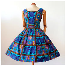 Charger l'image dans la galerie, 1950s 1960s - BADER, Germany - Fabulous Floral Print Cotton Dress - W29 (74cm)