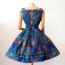 Charger l'image dans la galerie, 1950s 1960s - BADER, Germany - Fabulous Floral Print Cotton Dress - W29 (74cm)