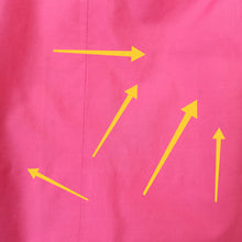 Charger l'image dans la galerie, 1950s 1960s - Adorable French Popeline Alsace Pink Dress - W26 (66cm)