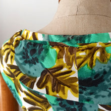 Charger l'image dans la galerie, 1950s - Stunning Floral Cold Rayon Dress - W27 (68.5cm)