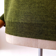Charger l'image dans la galerie, 1950s 1960s - VICENTE, Barcelona - Deadstock Moss Green Sweater