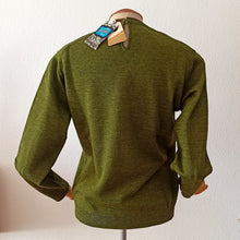 Charger l'image dans la galerie, 1950s 1960s - VICENTE, Barcelona - Deadstock Moss Green Sweater
