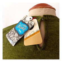 Charger l'image dans la galerie, 1950s 1960s - VICENTE, Barcelona - Deadstock Moss Green Sweater