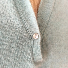 Charger l'image dans la galerie, 1950s - BARRIE, Scotland - Glamorous Turquoise Cashmere Sweater