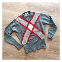 Charger l'image dans la galerie, 1940s 1950s - PRINGLE, Scotland - Fabulous Diamonds Cashmere Sweater