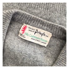 Charger l'image dans la galerie, 1940s 1950s - PRINGLE, Scotland - Fabulous Diamonds Cashmere Sweater