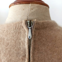 Charger l'image dans la galerie, 1950s - GRIEDER & CIA, Switzerland - Gorgeous Pure Cashmere Jumper - W24/34 (62/86cm)