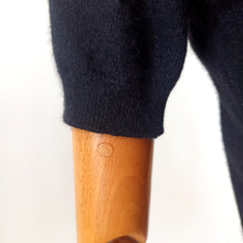 Charger l'image dans la galerie, 1950s -PRINGLE, Scotland - Black Cashmere Jumper - Small