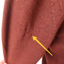 Charger l'image dans la galerie, 1940s 1950s - PRINGLE, Scotland - Chocolate Brown Pure Cashmere Cardigan
