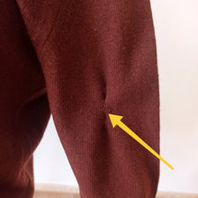 Charger l'image dans la galerie, 1940s 1950s - PRINGLE, Scotland - Chocolate Brown Pure Cashmere Cardigan