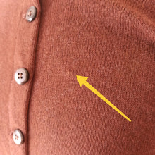 Charger l'image dans la galerie, 1940s 1950s - PRINGLE, Scotland - Chocolate Brown Pure Cashmere Cardigan