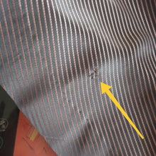 Laden Sie das Bild in den Galerie-Viewer, 1940s - Elegant Antique Pink Striped Dress - W28 (70cm)