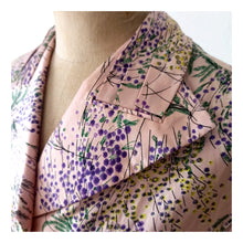 Cargar imagen en el visor de la galería, 1940s 1950s - Adorable Pink Floral Cotton Blouse - W30 (76cm)