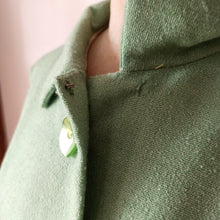 Load image into Gallery viewer, 1960s - Exquisite Sea Foam Green Skirt Jacket Set - W27 (68cm)