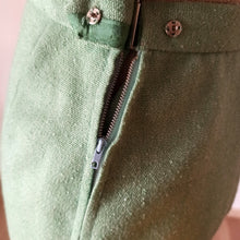 Load image into Gallery viewer, 1960s - Exquisite Sea Foam Green Skirt Jacket Set - W27 (68cm)