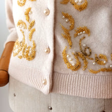 Charger l'image dans la galerie, 1950s - IM.E. CO, Scotland - Spectacular Pearls & Beads Wool Cardigan