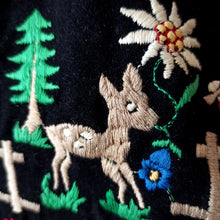 Cargar imagen en el visor de la galería, 1940s - Gorgeous Alpine Hand Embroidery Handbag