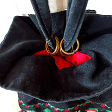 Cargar imagen en el visor de la galería, 1940s - Gorgeous Alpine Hand Embroidery Handbag