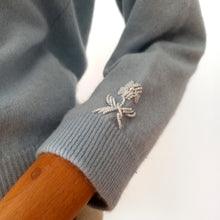 Charger l'image dans la galerie, 1950s - TIMWEAR, Paris - Adorable Pearls Beads Wool Cardigan