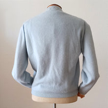 Charger l'image dans la galerie, 1950s - TIMWEAR, Paris - Adorable Pearls Beads Wool Cardigan