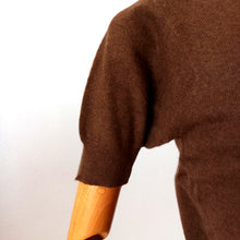Charger l'image dans la galerie, 1950s - BALLANTYNE, Scotland - Gorgeous Brown Cashmere Twin Set