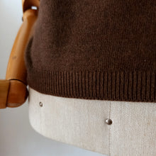 Charger l'image dans la galerie, 1950s - BALLANTYNE, Scotland - Gorgeous Brown Cashmere Twin Set