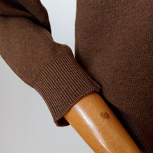 Charger l'image dans la galerie, 1950s - BALLANTYNE, Scotland - Gorgeous Brown Cashmere Twin Set