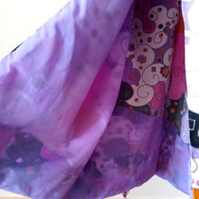 Laden Sie das Bild in den Galerie-Viewer, 1960s - Spectacular Couture Purple Maxi Pagoda Sleeves Silk Dress - W27 (68cm)