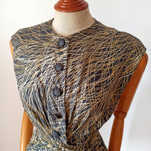 Charger l'image dans la galerie, 1950s - Spectacular Black Gold Couture Silk Dress - W22 (58cm)