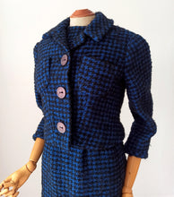 Laden Sie das Bild in den Galerie-Viewer, 1960s - Super Chic Houndstooth Wool Dress Jacket - W25/26 (64/66cm)