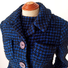 Laden Sie das Bild in den Galerie-Viewer, 1960s - Super Chic Houndstooth Wool Dress Jacket - W25/26 (64/66cm)