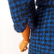 Laden Sie das Bild in den Galerie-Viewer, 1960s - Super Chic Houndstooth Wool Dress Jacket - W25/26 (64/66cm)