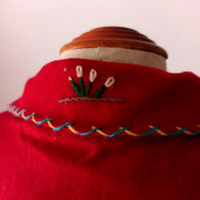 Cargar imagen en el visor de la galería, 1940s 1950s - BY MIKES MGF, MEXICO - Fabulous Souvenir Wool Jacket