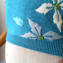 Charger l'image dans la galerie, 1950s - BALLANTYNE, Scotland - Precious Floral Cashmere Sweater