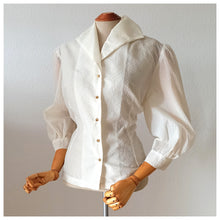 Cargar imagen en el visor de la galería, 1940s - Spectacular White Seersucker Balloon Sleeves Blouse - W37 (94cm)