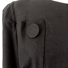 Laden Sie das Bild in den Galerie-Viewer, 1960s - LUCINDA NOBRE, Lisbon - Exquisite Black Couture Dress - W33 (84cm)