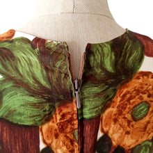 Load image into Gallery viewer, 1950s 1960s - Stunning Autumn Colors Floral Dress - W28 (72cm)