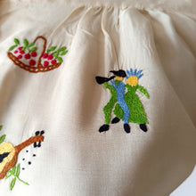 Charger l'image dans la galerie, 1940s 1950s - UNWORN - Adorable Pure Silk Embroidery Blouse - W33 (84cm)