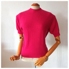 Charger l'image dans la galerie, 1950s - JAEGER, UK - Gorgeous Pink Cashmere Jumper