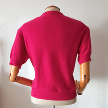 Charger l'image dans la galerie, 1950s - JAEGER, UK - Gorgeous Pink Cashmere Jumper