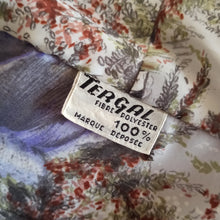 Charger l'image dans la galerie, 1950s 1960s - TERGAL, France - Gorgeous Purple Roses Dress - W27.5 (70cm)