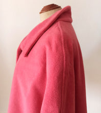 Charger l'image dans la galerie, 1950s 1960s - Gorgeous Pink Wool Cape