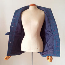 Carica l'immagine nel visualizzatore di Gallery, 1960s - DANIEL HECHTER, Paris - Designer Wool Coat - W28 (72cm)