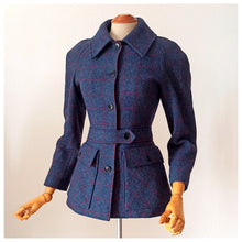 Carica l'immagine nel visualizzatore di Gallery, 1960s - DANIEL HECHTER, Paris - Designer Wool Coat - W28 (72cm)