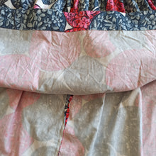 Charger l'image dans la galerie, 1950s - Stunning Abstract Floral Cotton Dress - W28 (71cm)