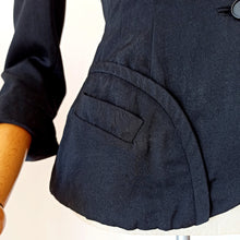 Cargar imagen en el visor de la galería, 1940s - JULIA'S by ROTH-LE-COVER, USA - New Look Black Wool Jacket - W25 (64cm)