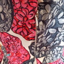 Charger l'image dans la galerie, 1950s - Stunning Abstract Floral Cotton Dress - W28 (71cm)